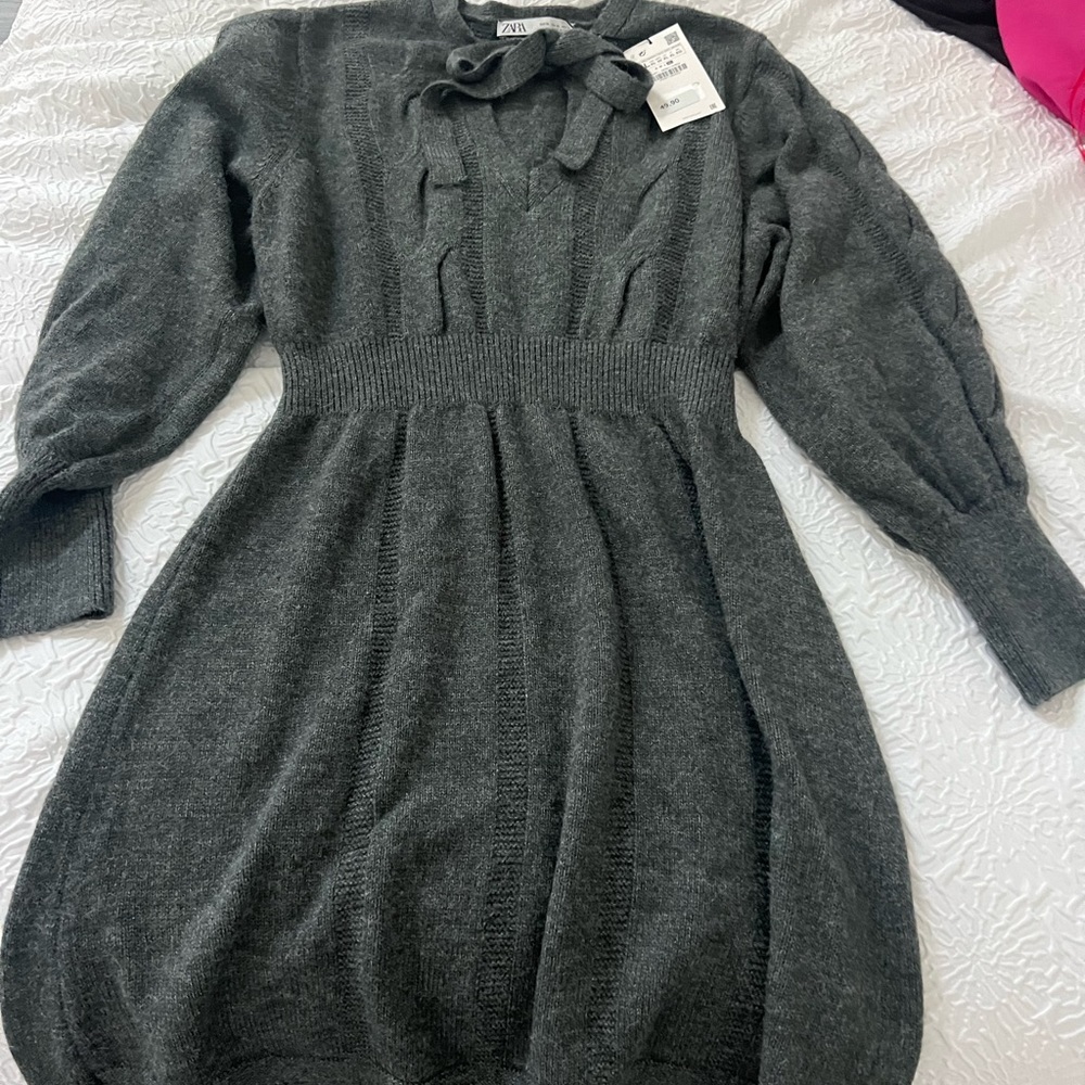 BRAND NEW ZARA SWEATER DRESS